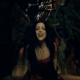 Рецензия на видеоклип Evanescence - Sweet Sacrifice